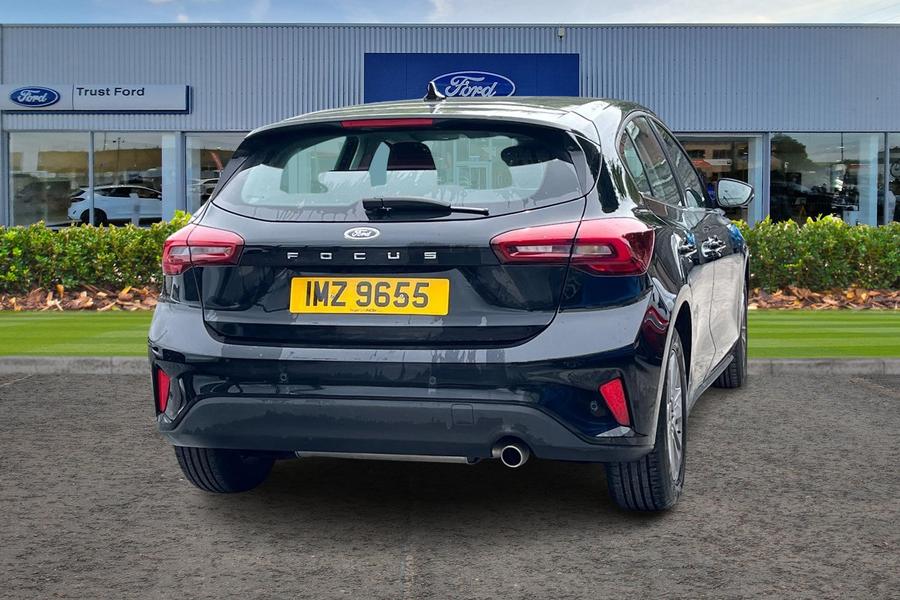 Ford FOCUS Photo autoimg-f7ef22c7fd90afd93a55c0b6ad1b6856d3a14102.jpg