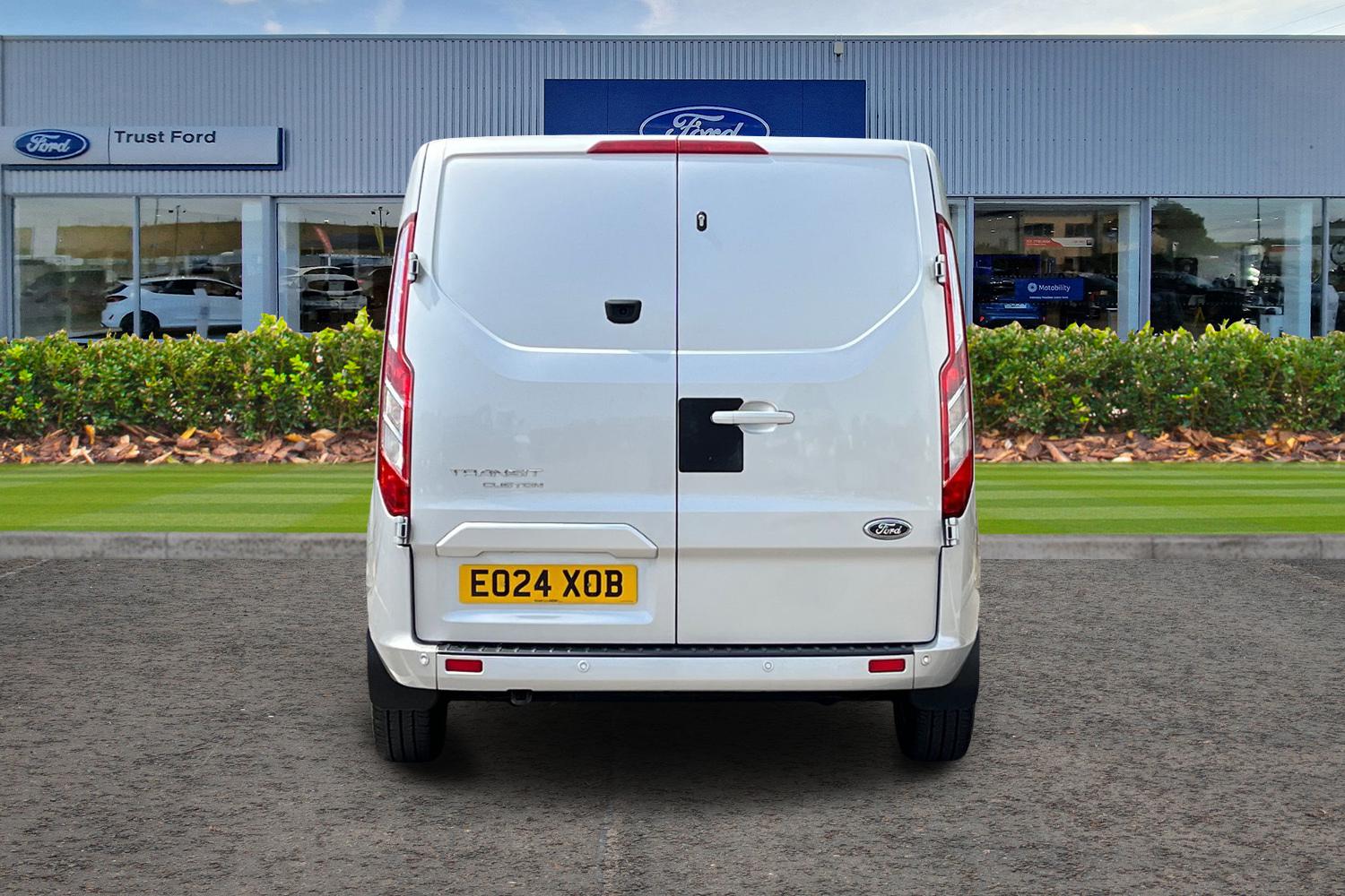 Ford TRANSIT CUSTOM Photo 12