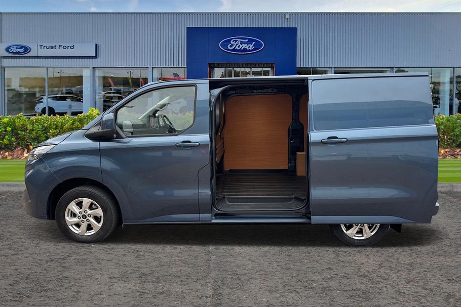 Used Ford TRANSIT CUSTOM 5
