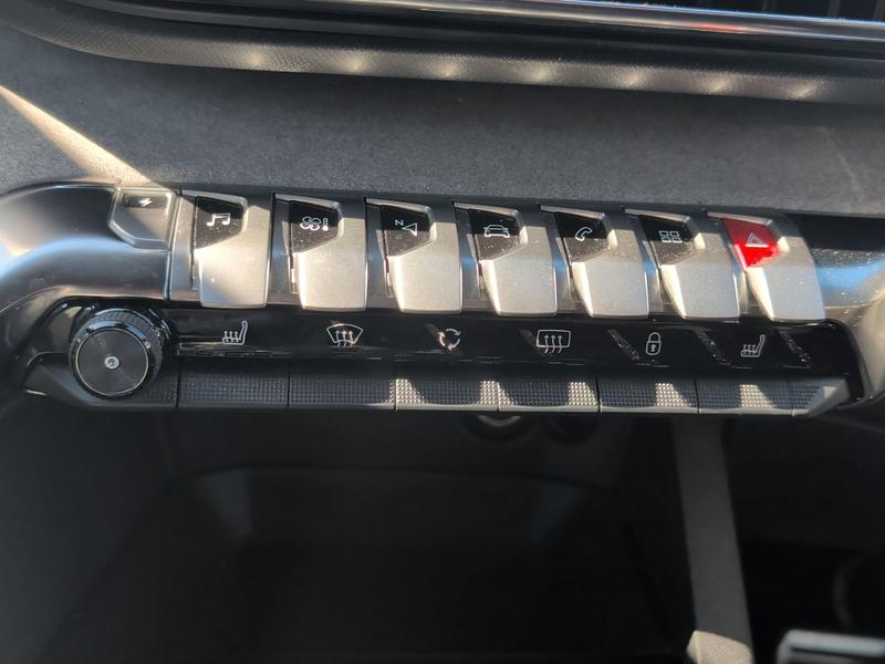 Used Peugeot 3008 AF22CCE 23