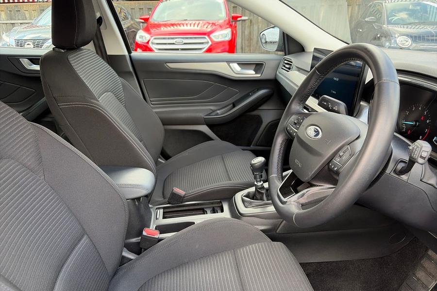Ford Focus Photo autoimg-f7f9b5478d146ad5581973ab223741dfca705f9e.jpg