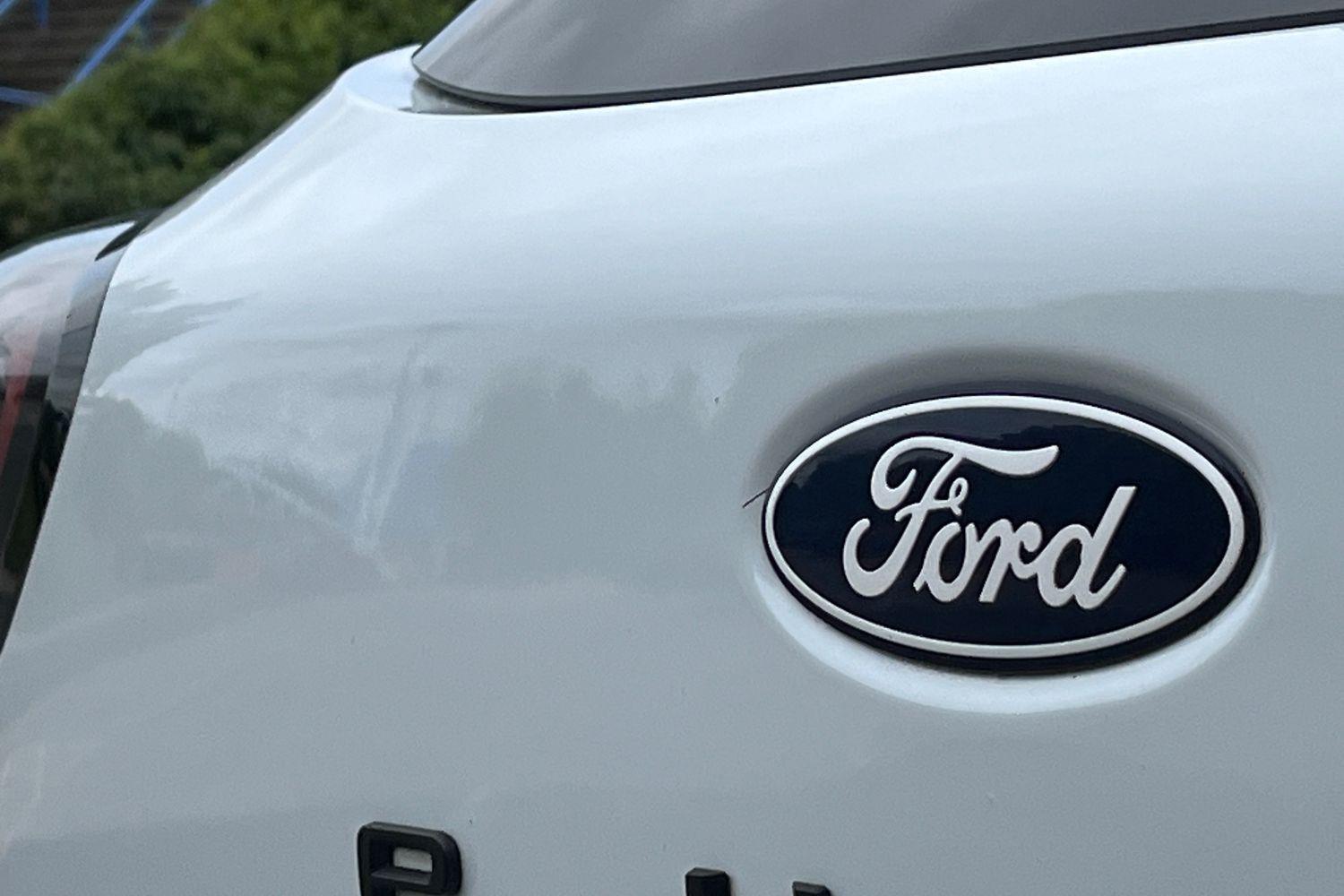 Ford PUMA Photo 39