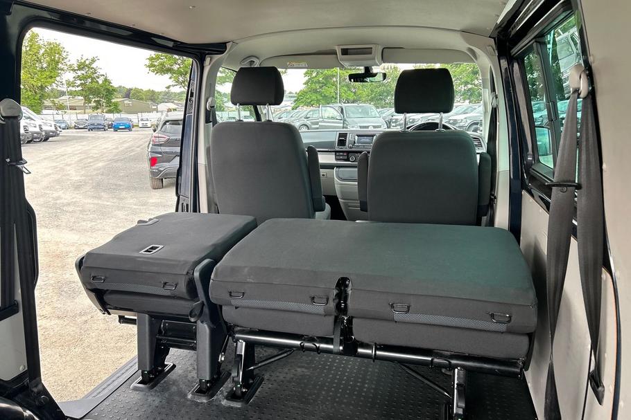 Used Volkswagen TRANSPORTER PN69LFJ 26