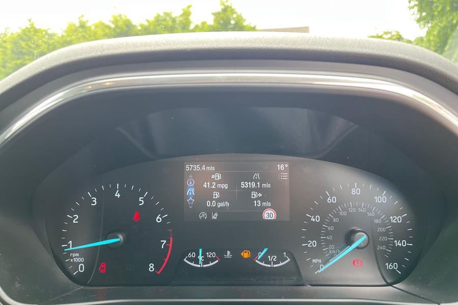 Ford FOCUS Photo autoimg-f7fee0cb0c3b141e1041001fcd63b24b327f00da.jpg