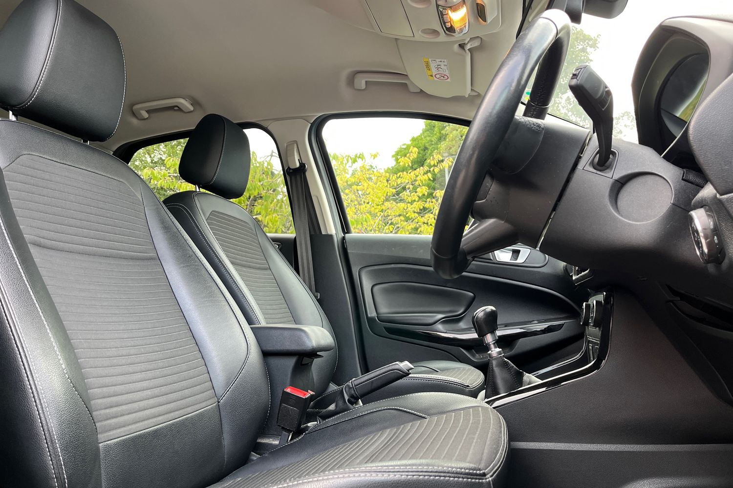 Ford Ecosport Photo 16