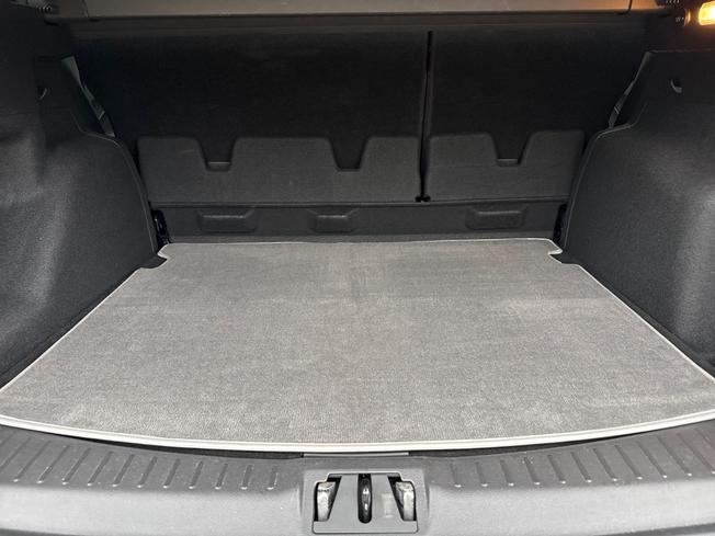 FORD Kuga Photo 12