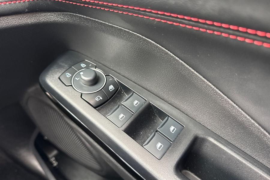 Ford PUMA Photo autoimg-f80879ece2a3fe80ecd5cc7ecfed81124d8fdab6.jpg