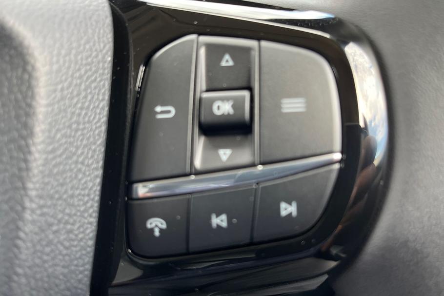 Used Ford E-Transit Courier LG25ALD 9