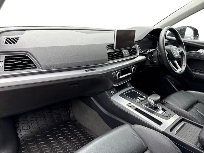 AUDI Q5 Photo 2