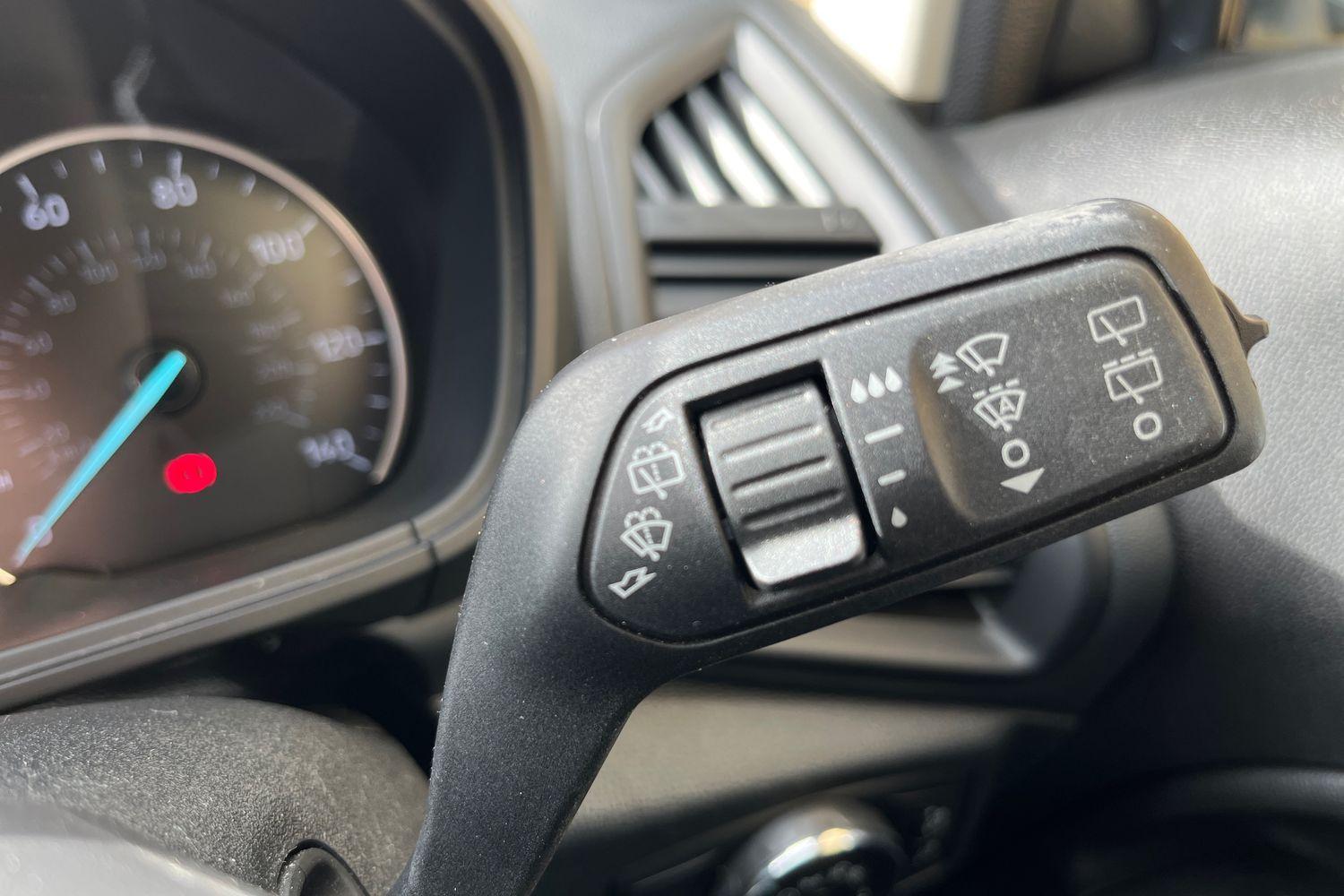 Ford ECOSPORT Photo 14