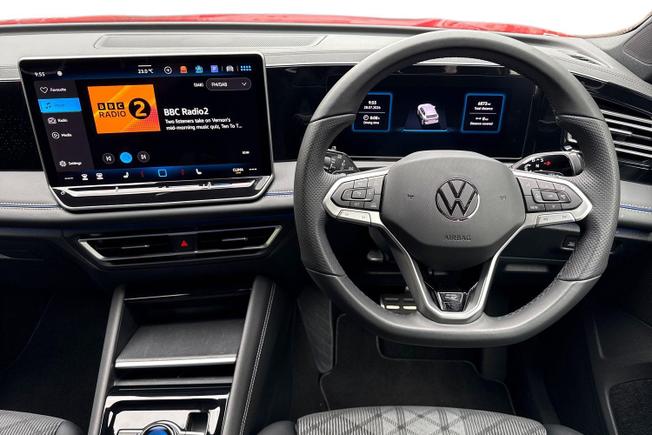 VOLKSWAGEN Tiguan Photo 11