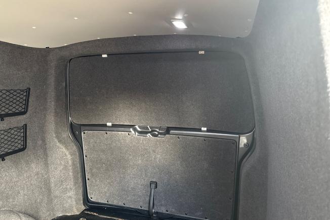 VOLKSWAGEN Transporter Photo 42