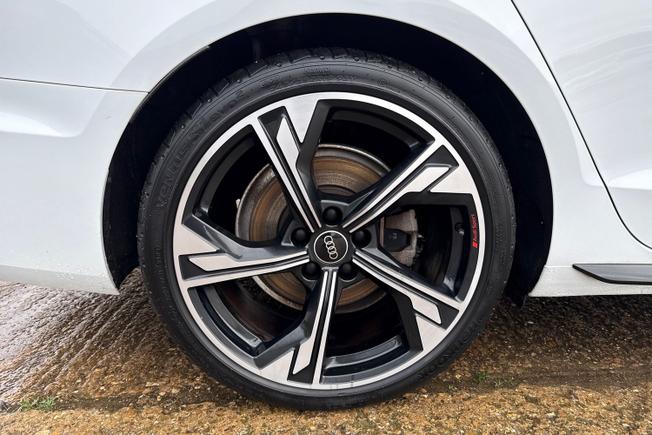 AUDI A4 Avant Photo 42