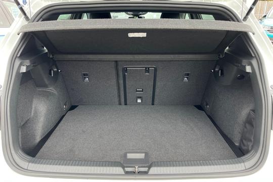 Volkswagen Golf Photo autoimg-f819b1d90829cd478414da1c8874daff9b80b83c.jpg