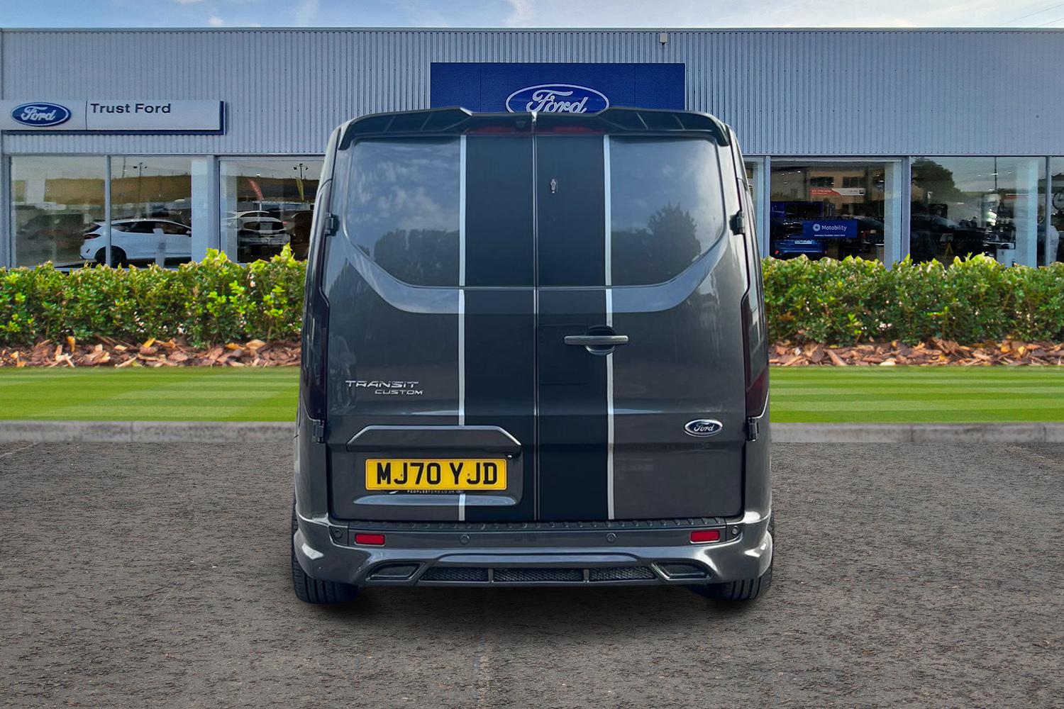 Ford TRANSIT CUSTOM Photo 12
