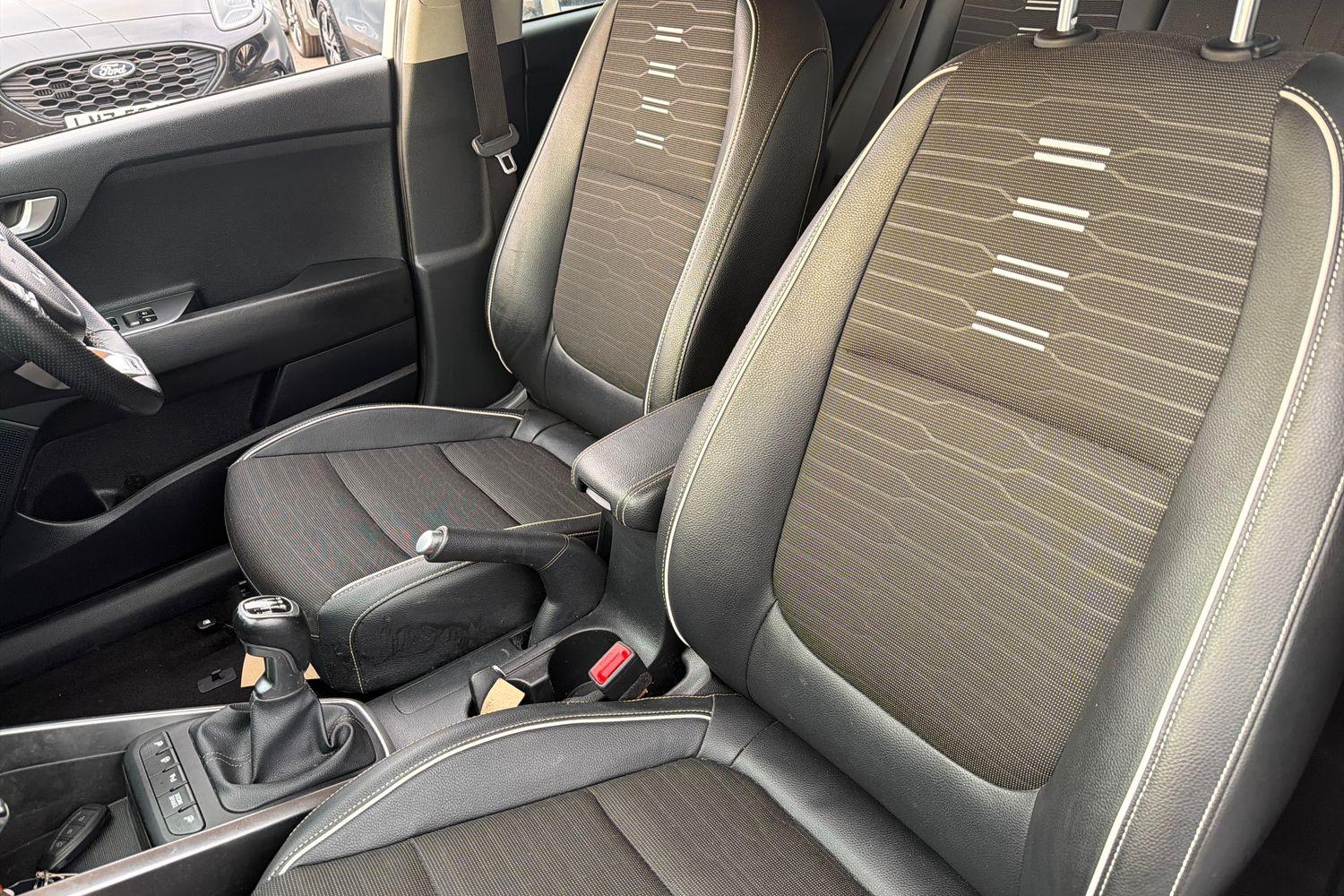 Kia Stonic Photo 18