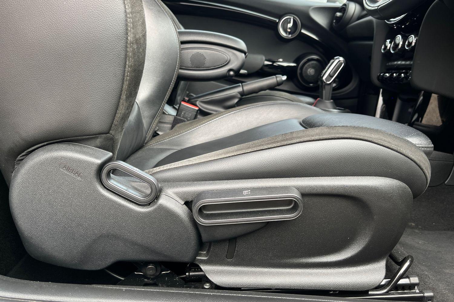 MINI Hatch Photo 37