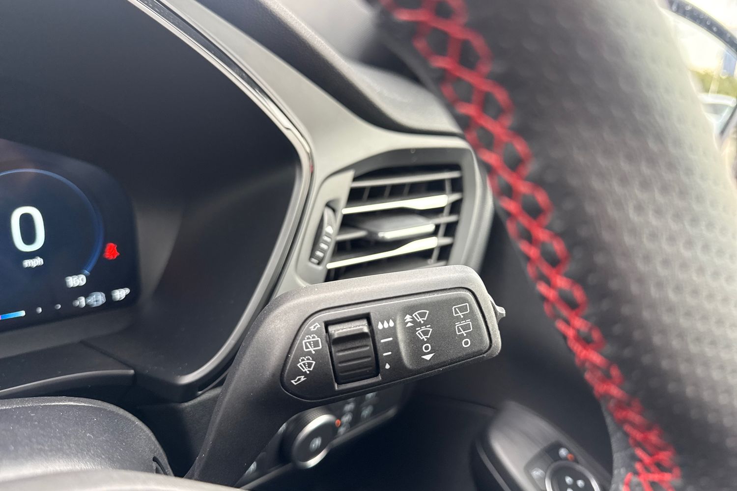Ford KUGA Photo 14
