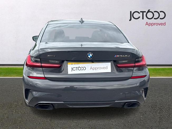 BMW 3 Series Photo 7