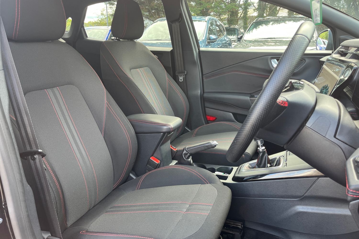 Ford PUMA Photo 16