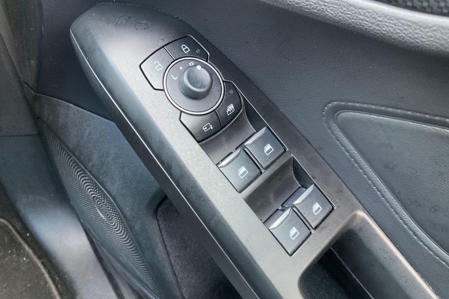 Ford Focus Photo 15
