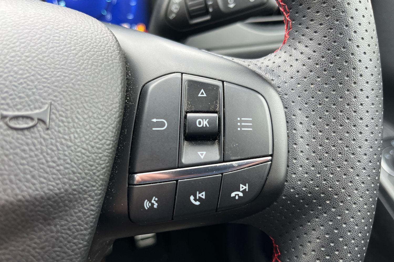 Ford KUGA Photo 31