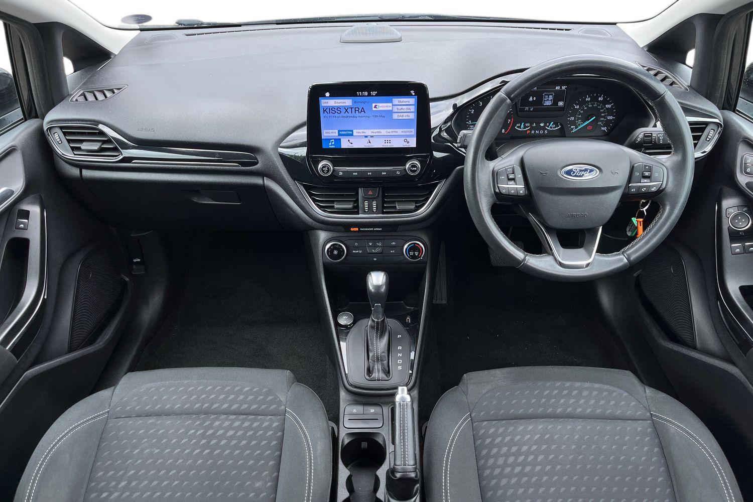 Ford FIESTA Photo 9