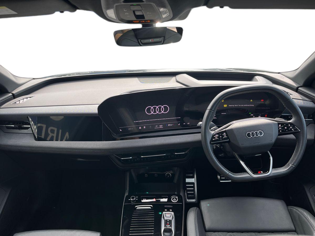 Audi Q6 e-tron Photo 9