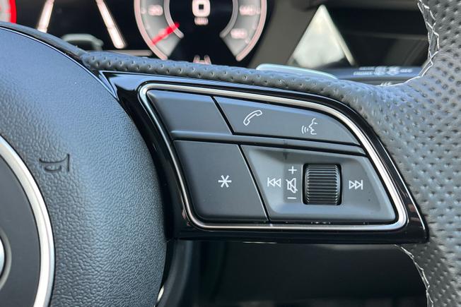 AUDI   A3 Sportback Photo 17