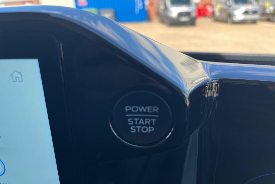 Used Ford TRANSIT CUSTOM LG25ZVY 18