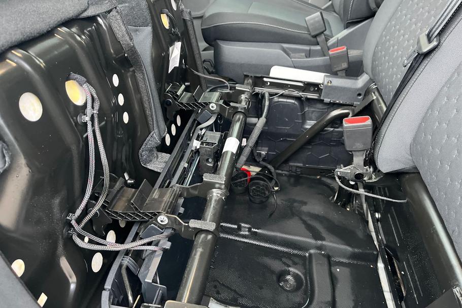 Used Ford E-TRANSIT CUSTOM LS25ZPN 24