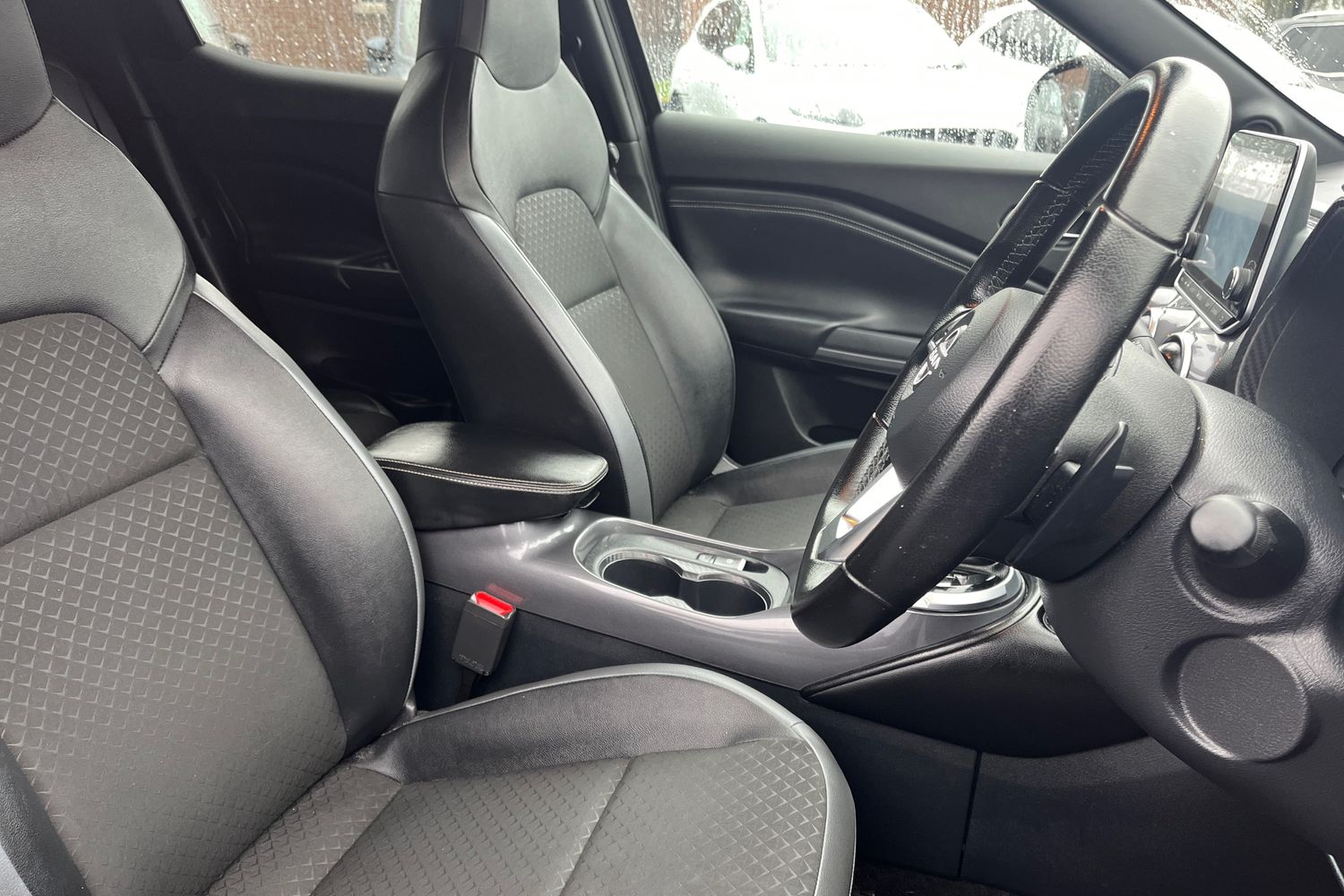 Nissan JUKE Photo 16