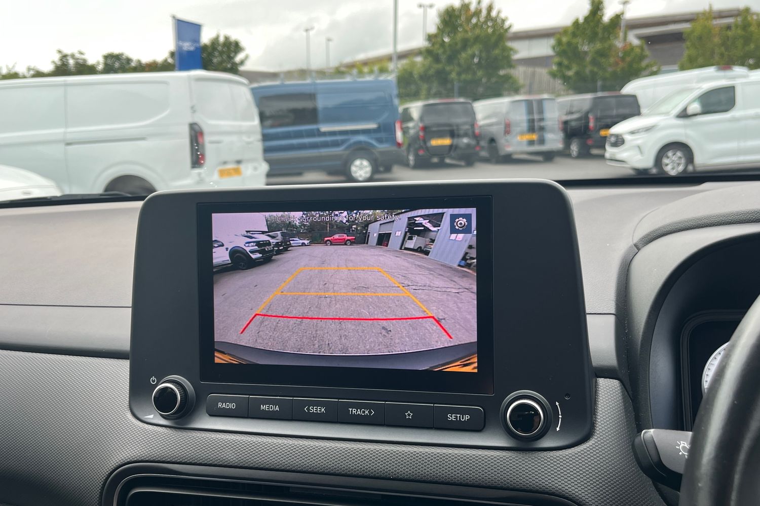 Hyundai KONA Photo 36