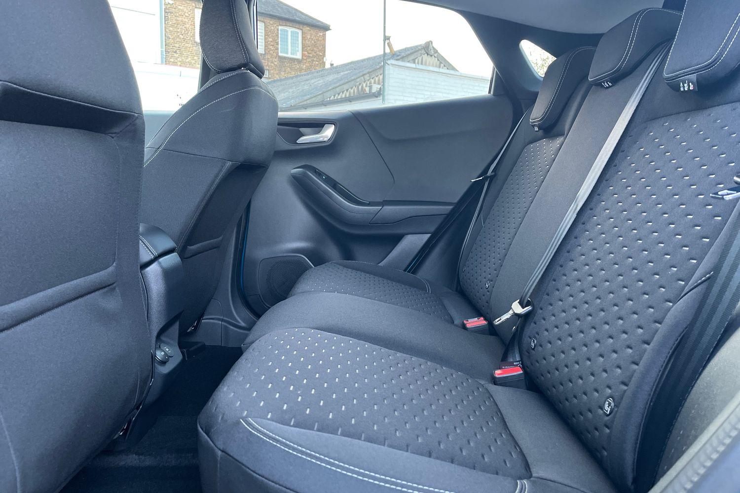 Ford PUMA Photo 19