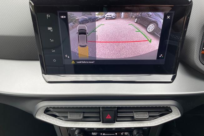 SEAT Ibiza Photo 31