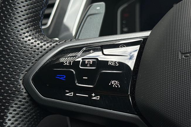 Volkswagen Tiguan Photo 16