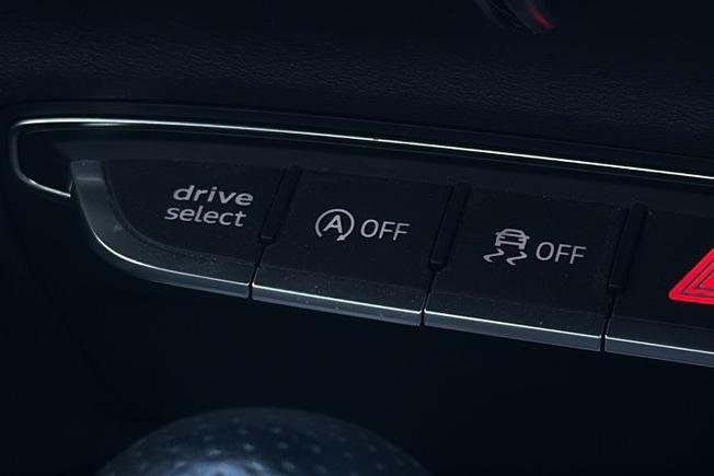 AUDI TT Photo 35