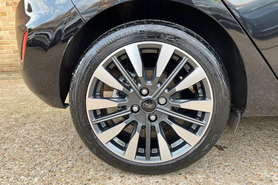 Ford FIESTA Photo autoimg-f8396139ec53fd13cfbaeab11a8684c5be558506.jpg