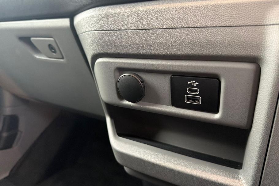 Used Ford TOURNEO CUSTOM 27