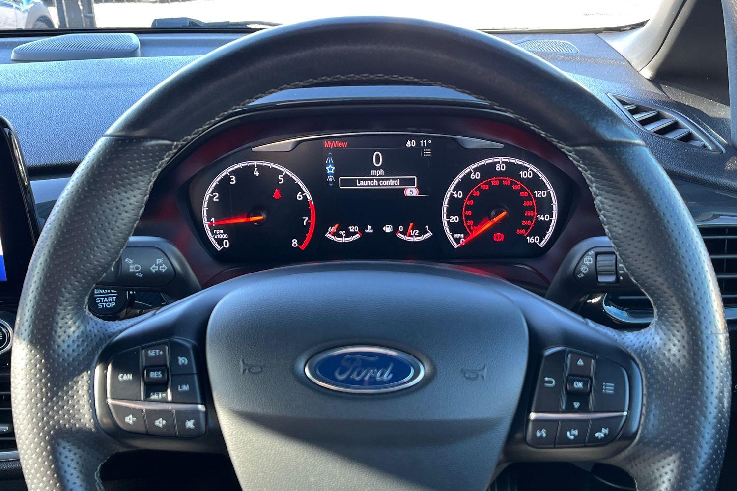 Ford FIESTA Photo 11