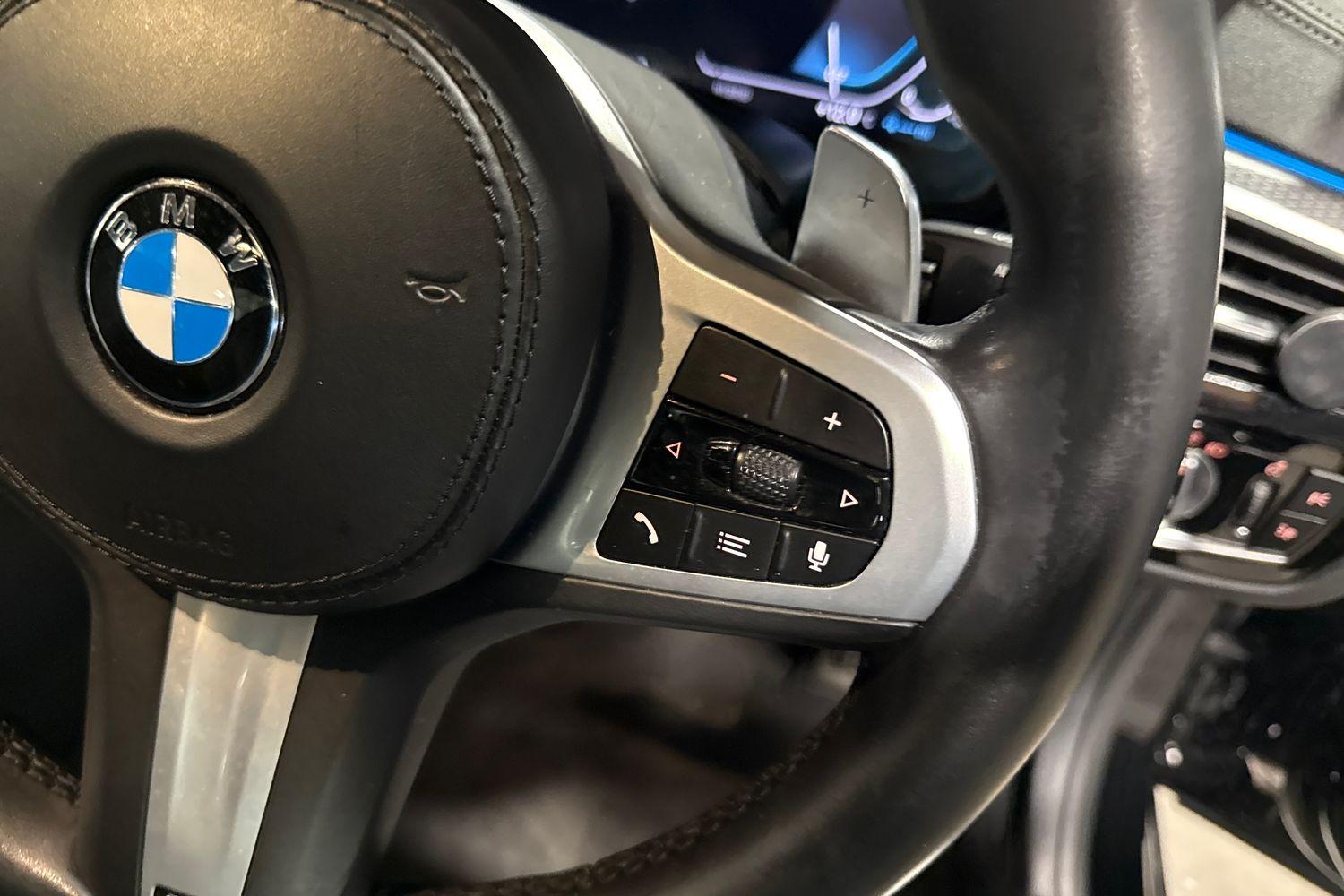 BMW 5 Series Photo 31
