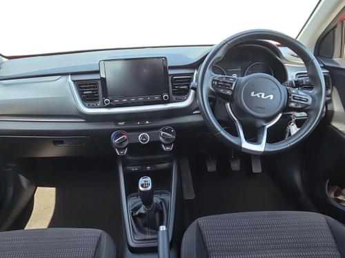 Kia STONIC Photo autoimg-f84465d9f83fd7ce95e7c1b7ddbf2b104efdee7b.jpg