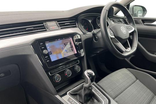 Volkswagen Passat Photo autoimg-f844a03dbf81f8cbbe447e033dd1b104c9872601.jpg