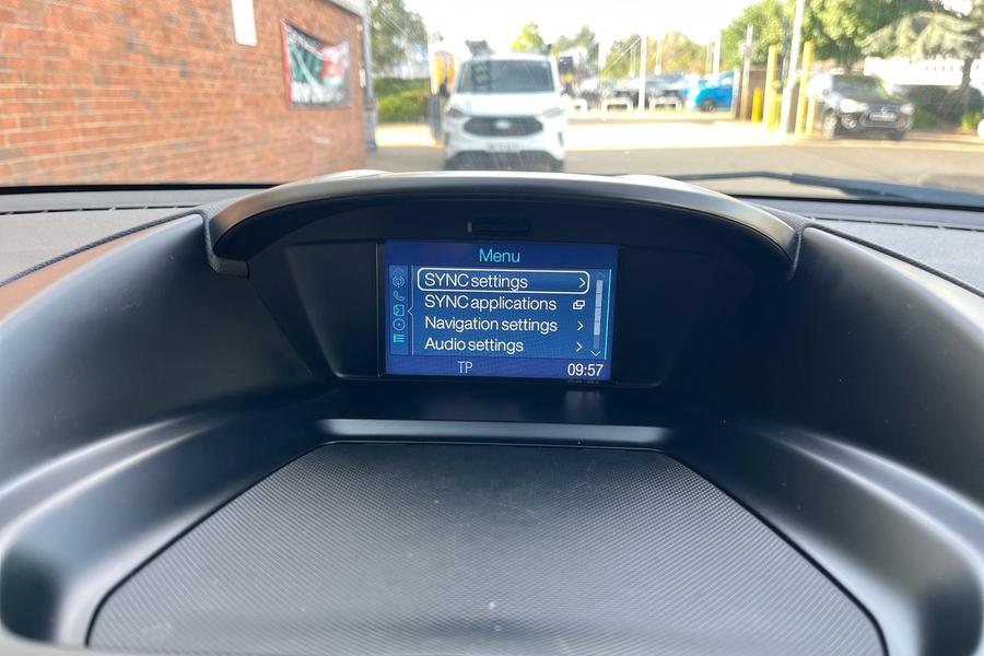 Ford Kuga Photo autoimg-f844b43946ece56cd0a71cc893b02f987d351225.jpg