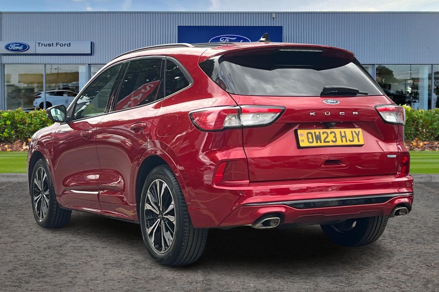 Ford KUGA Photo 1