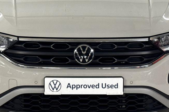 VOLKSWAGEN T-Roc Photo 29