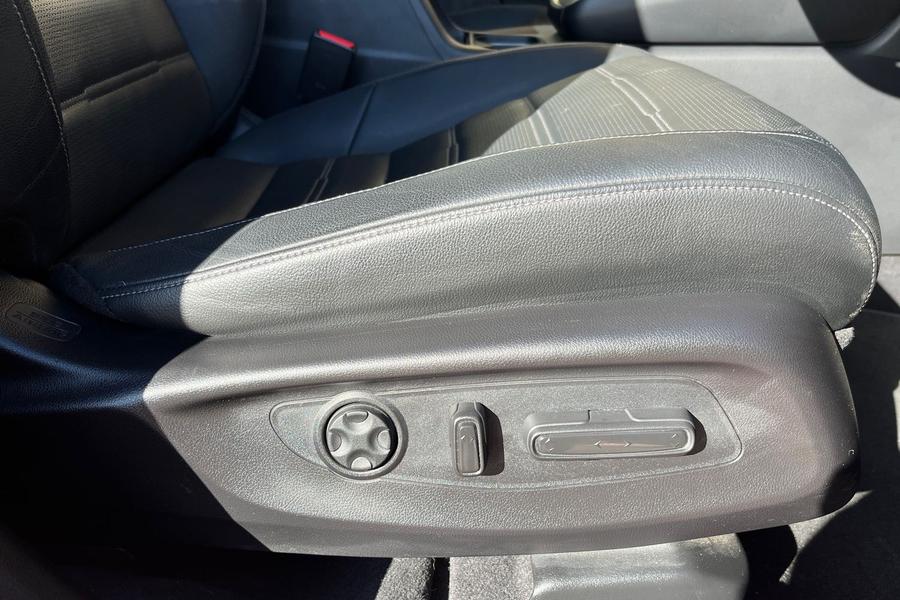 Honda CR-V Photo autoimg-f848d5e84e384f2e69d365efb6276a3625816a45.jpg