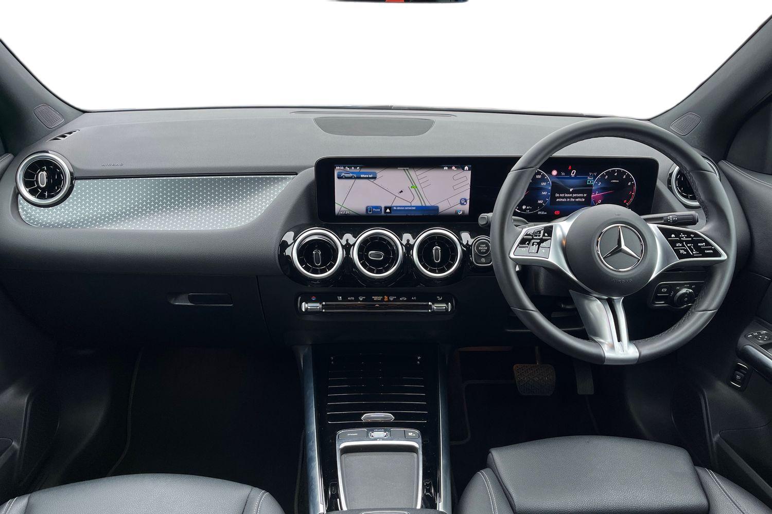 Mercedes-Benz GLA Photo 9