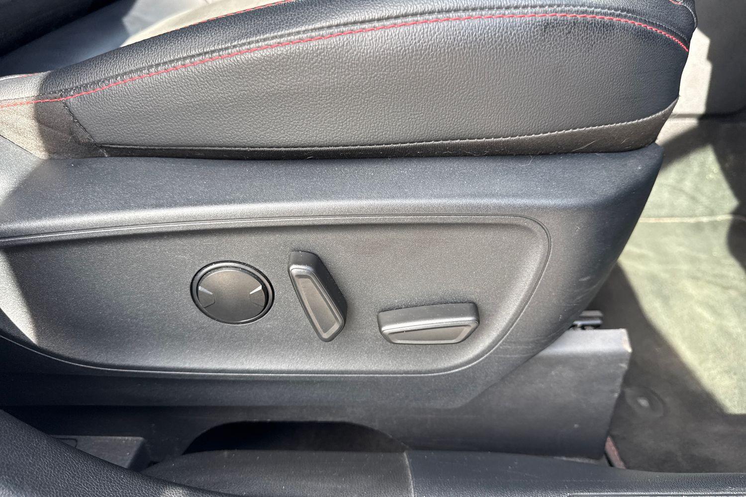 Ford KUGA Photo 28