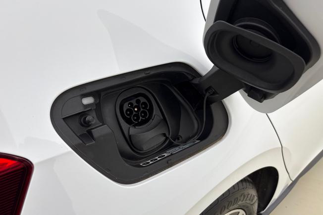 VOLKSWAGEN ID.3 Photo 25